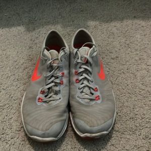 Breathable Nike sneakers. Size 8